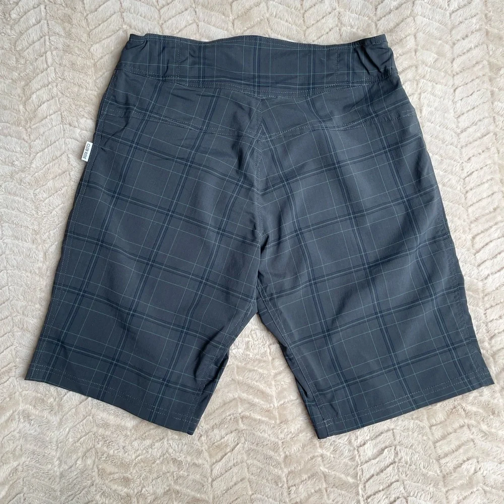 Club Ride Apparel Women's Dark Gray Plaid Bike Shorts - Picture 2 of 5